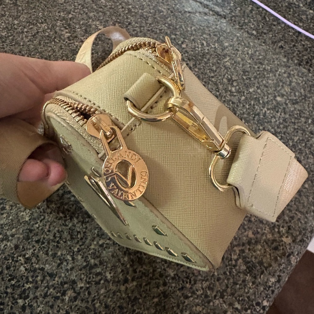 Chic Beige Crossbody Bag